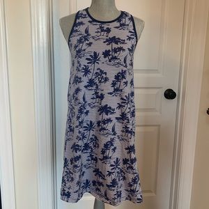 Vineyard vines tshirt dress size small